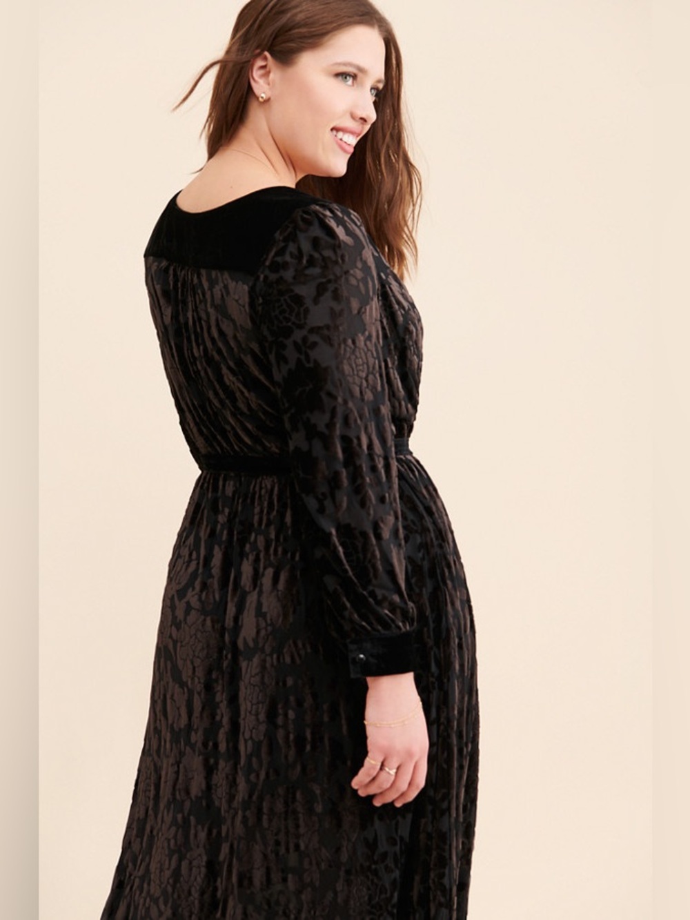 EUC ModCloth Black Burnout Velvet Maxi Dress - Picture 3 of 13